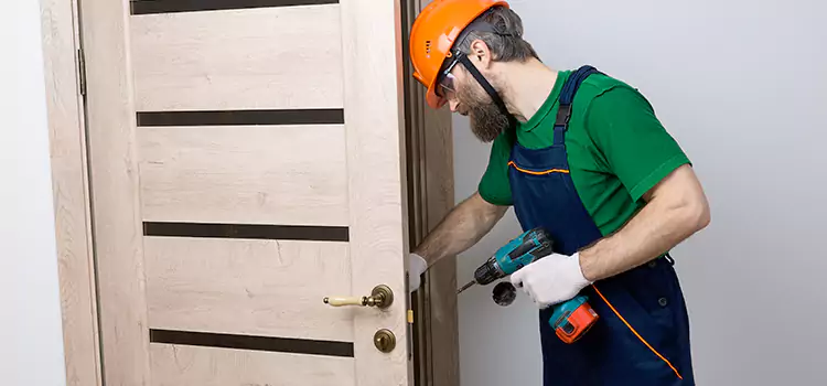Replace Internal Door Handle with Lock Montebello